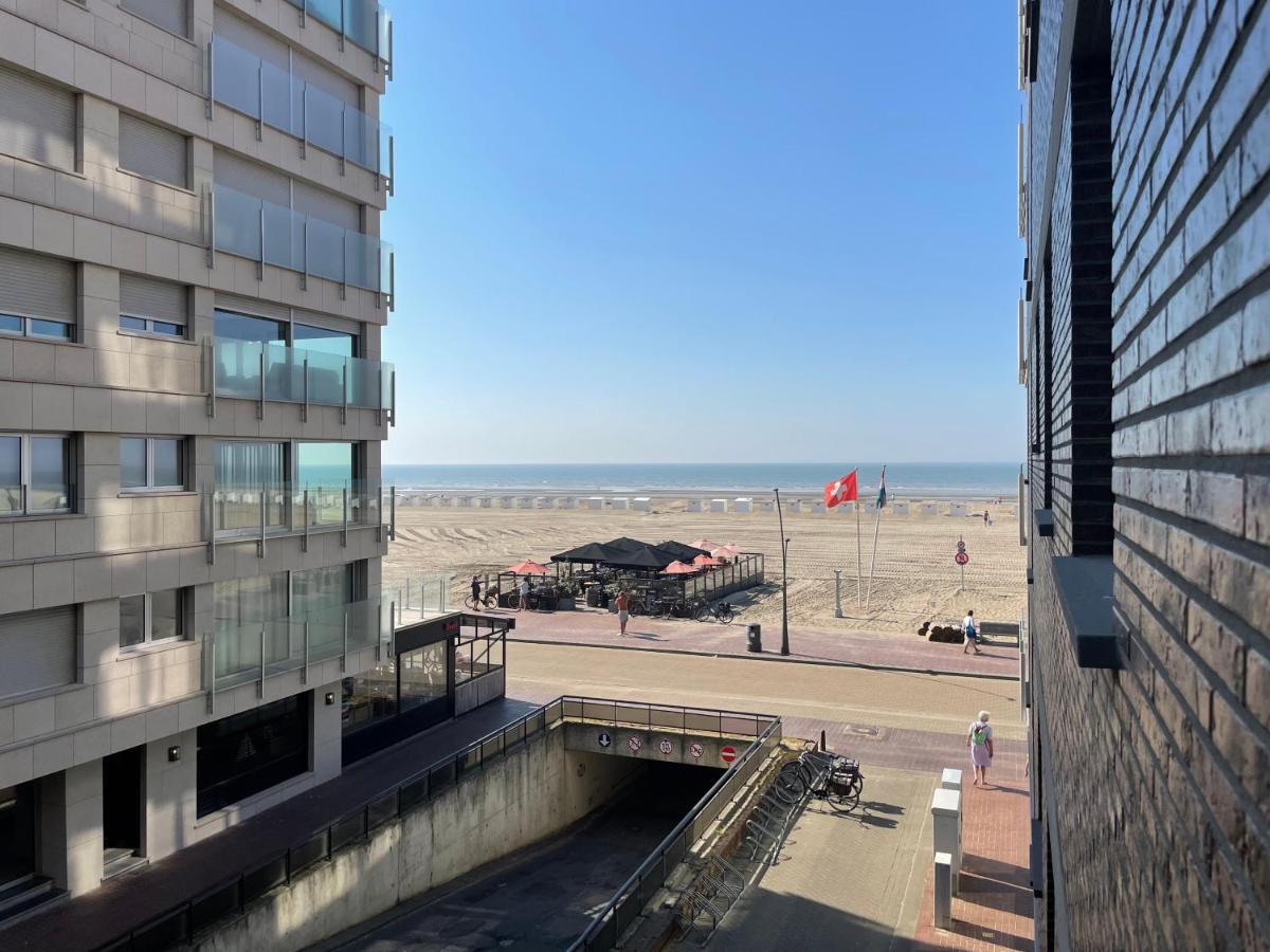 Appartement Seaview Koksijde Esterno foto